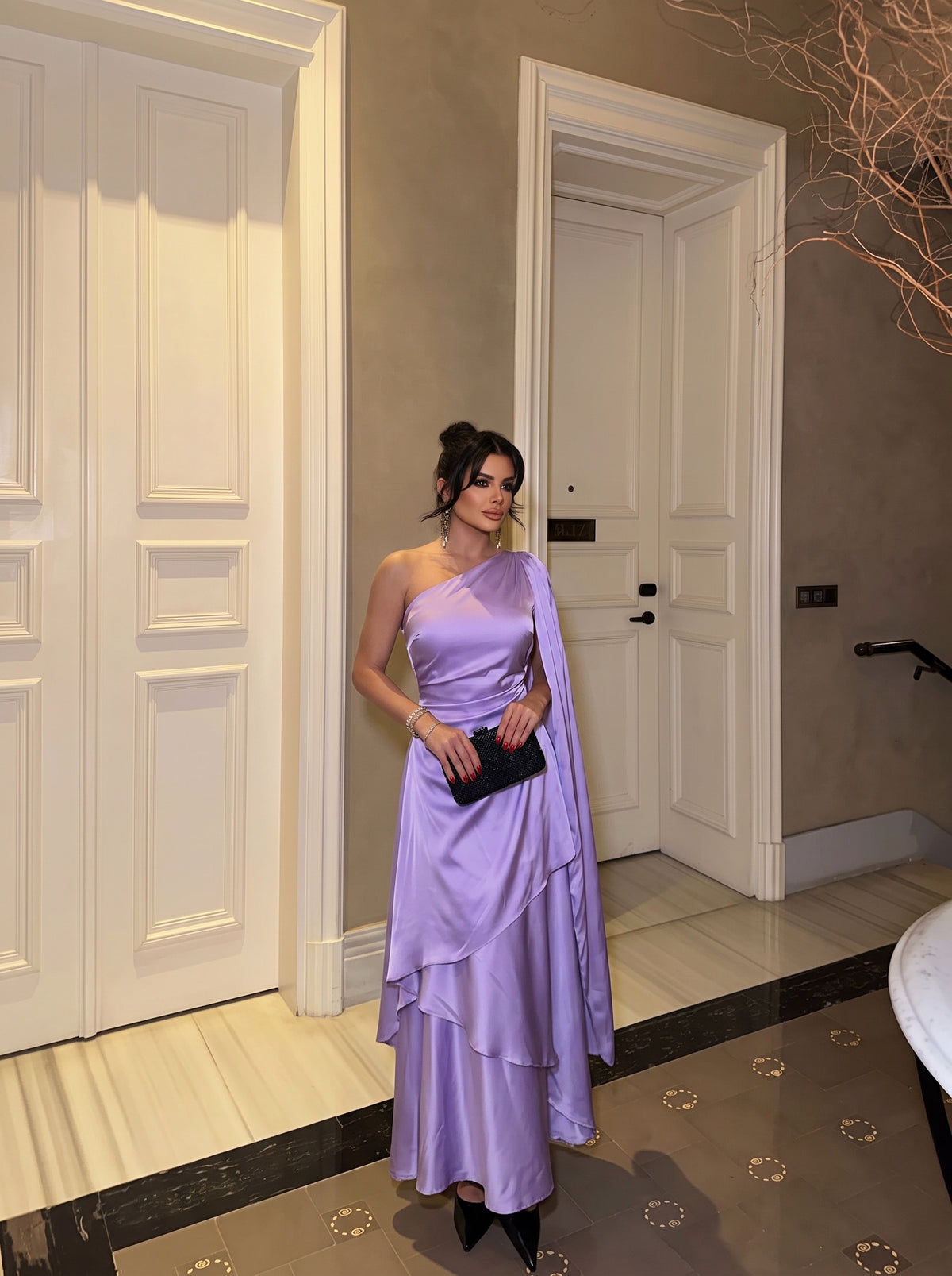 VESTIDO SATÉN ASIMÉTRICO